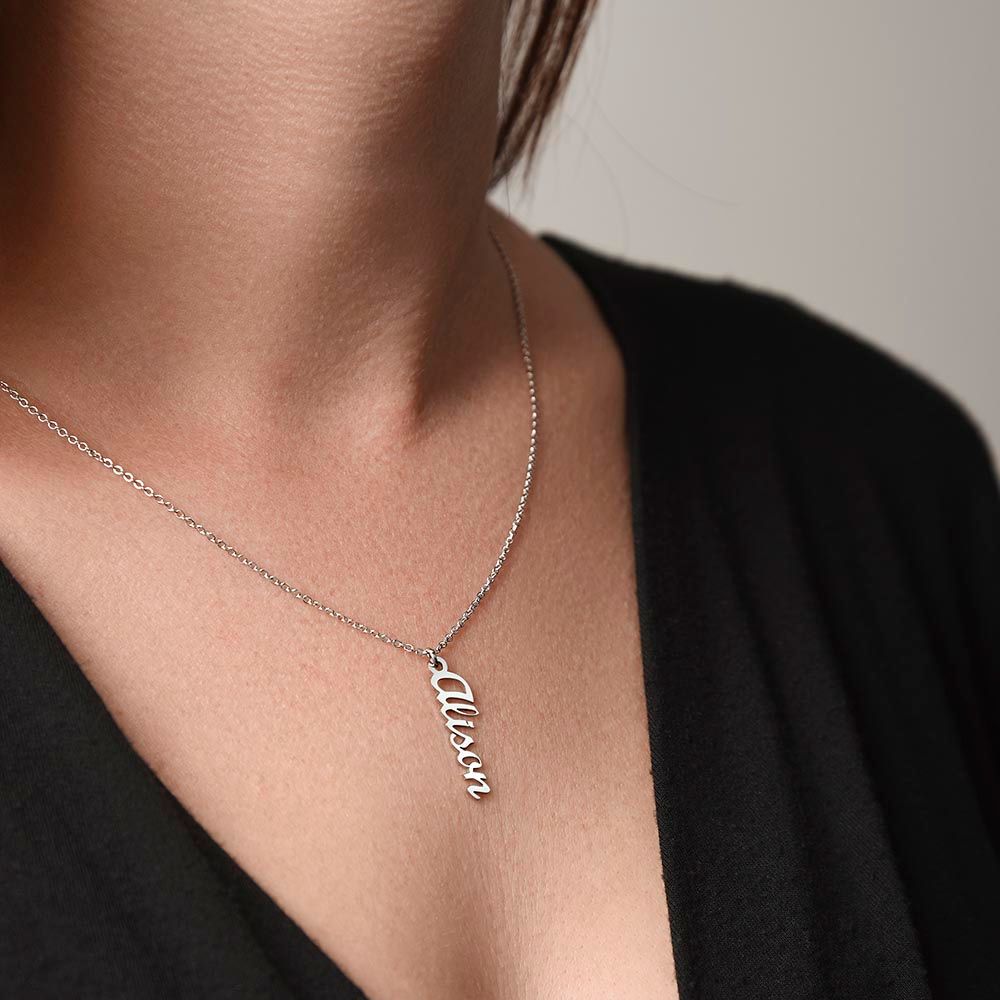 Beautiful Vertical Name Necklace For Mom